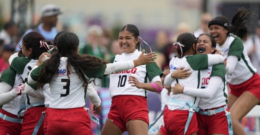 The Mayas de Cancún women's flag football team celebrating their NFL Flag U-15 world championship victory.