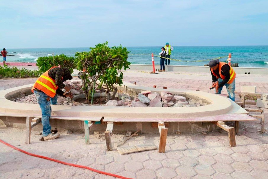 Renovation work on Paseo de las Sirenas in Isla Mujeres showing new infrastructure and Caribbean-style shops