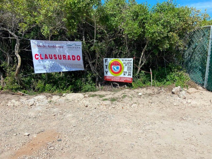 Closure seals at the Las Dunas construction site in Chuburná Puerto