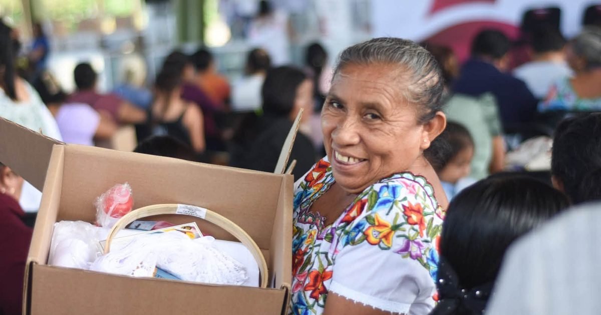 Governor Mara Lezama announces a transfer center to connect farmers with hotels in Quintana Roo