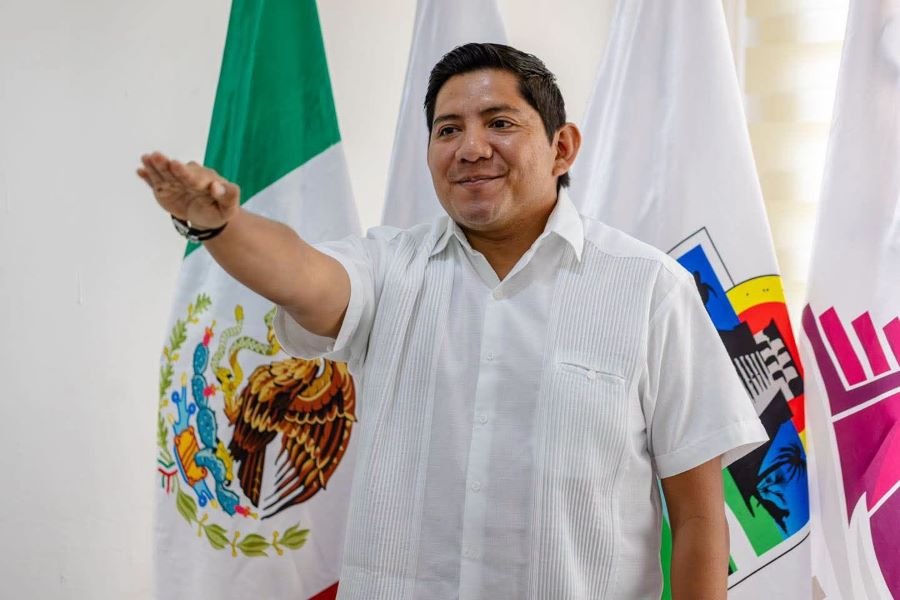 Raziel Ek Cruz, new treasurer of Tulum, during a city council session