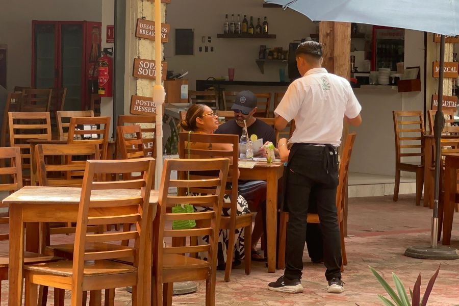 restaurants in tulum protest unfair inspections and extorsion