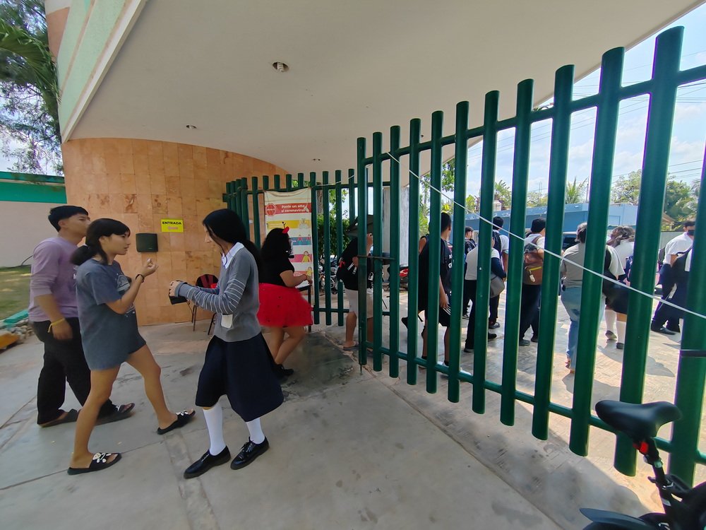 Students in a classroom in Quintana Roo