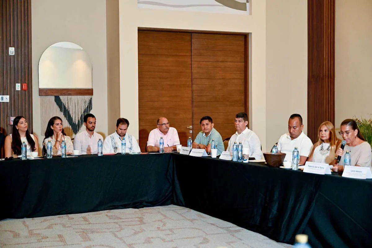 Business leaders gathered at a meeting in Tulum to discuss forming a coordinating council