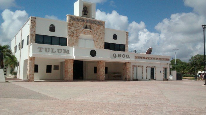 Exterior of Tulum city hall building