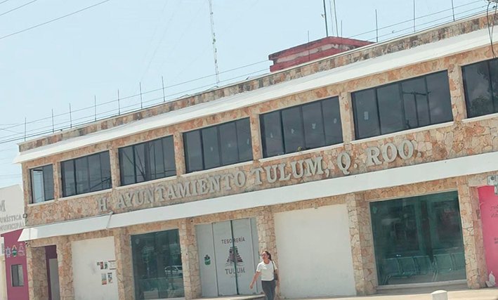 The Tulum municipal building where officials were fired for alleged corruption