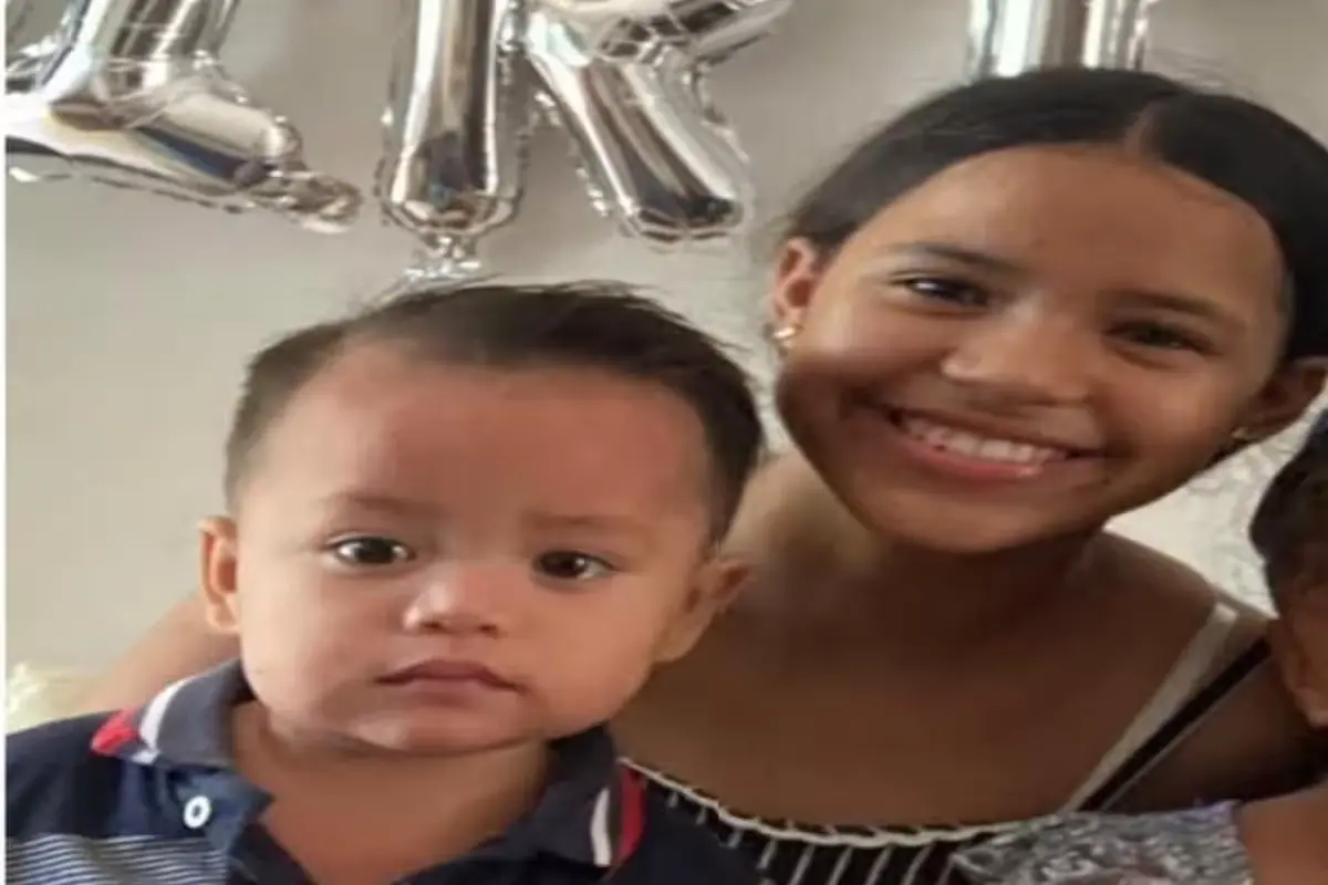 Search posters for two missing siblings in Tulum, Quintana Roo