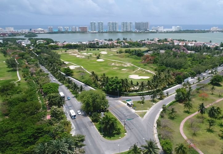 Residents of Green 16 in Pok Ta Pok, Cancun, face water shortage due to hotel debt