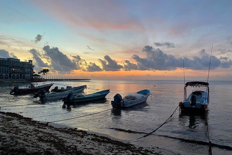 Women working on a fishing boat in Quintana Roo, Mexico