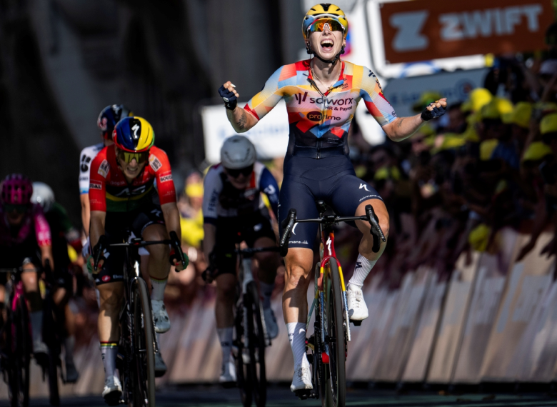 ROMINA HINOJOSA Tour de France