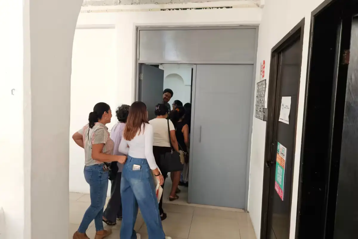 Residents of Cancun's Supermanzana 510 protest against the construction of a new forensic morgue facility.
