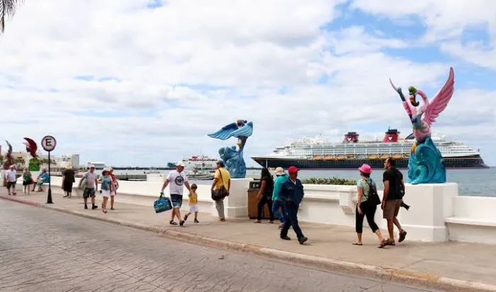 View of the Malecón de Cozumel waterfront promenade slated for renovation