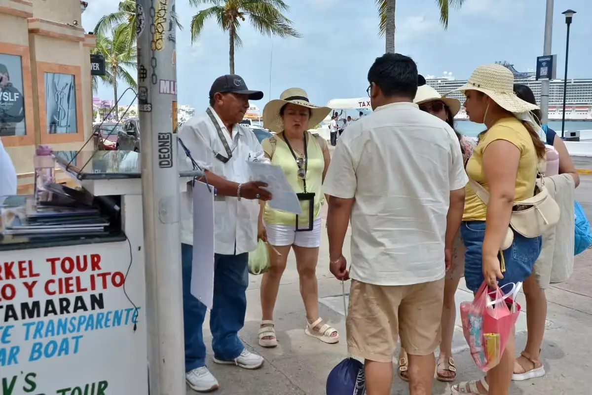 Scammed tourists in Cozumel often skip reporting fraud because their stays are short, travel agents say.