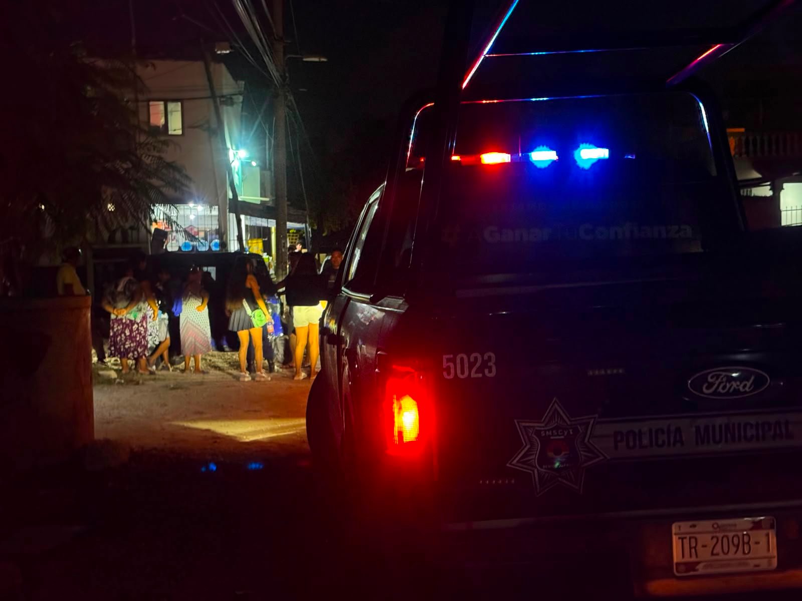 Police officers arrest five people suspected of taking part in a deadly shooting at El Paisa restaurant-bar in Cancún, Quintana Roo.