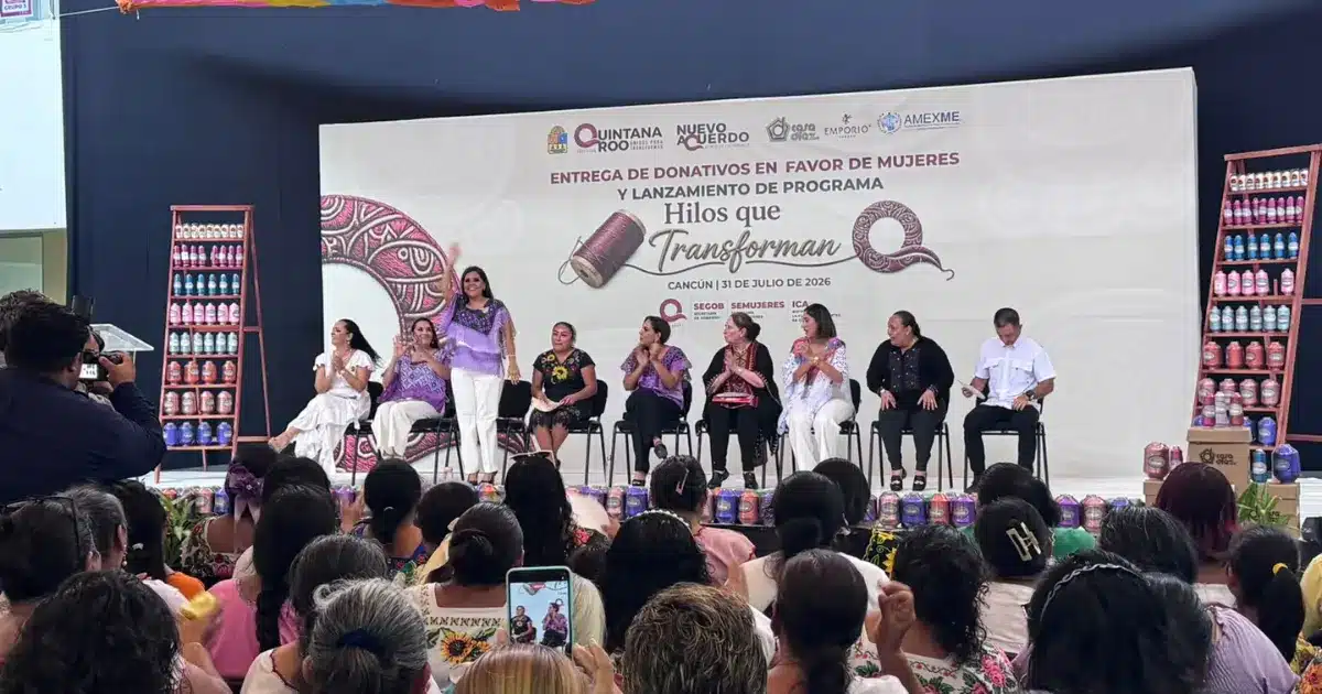 Governor Mara Lezama announces the Hilos que Transforman program for women embroiderers in Quintana Roo