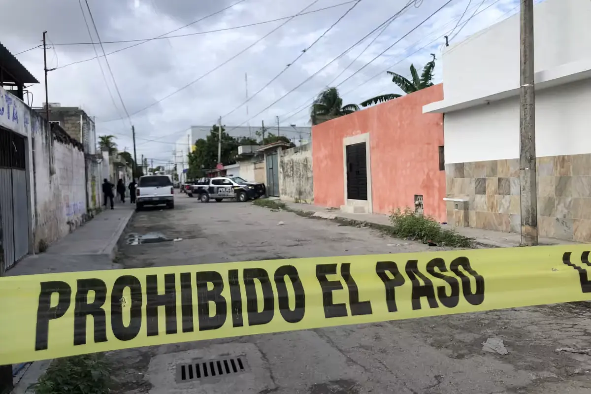 Police and emergency personnel gathered at a crime scene in Cancun after a series of attacks left five people dead.