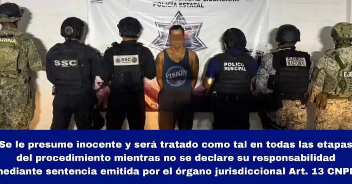 A black Volkswagen Gol reported stolen after a police pursuit in Cozumel