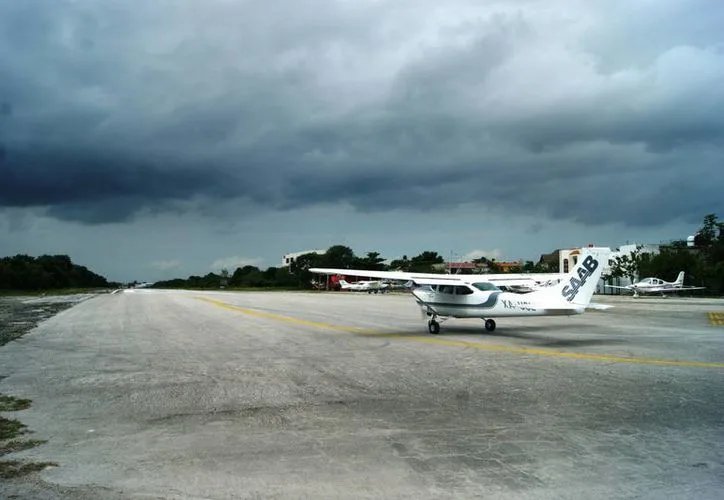 playa del carmen airstrip moving to puerto aventuras