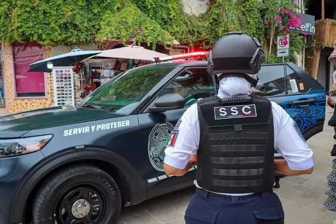 Playa del Carmen municipal police officers in uniform