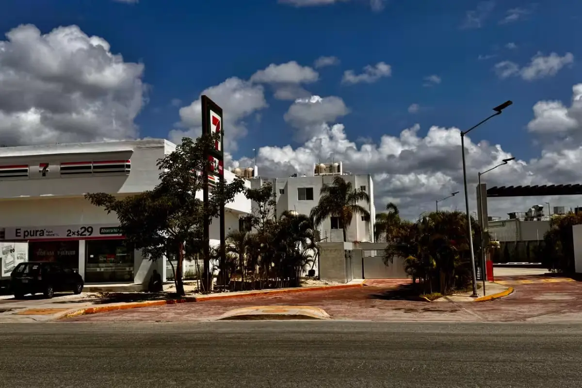 Residents in a Playa del Carmen neighborhood deal with frequent power outages