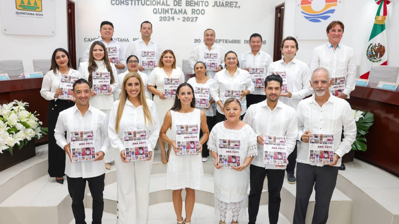 Cancún Mayor Ana Paty Peralta presides over the Fifth Solemn Session of the Benito Juárez City Council