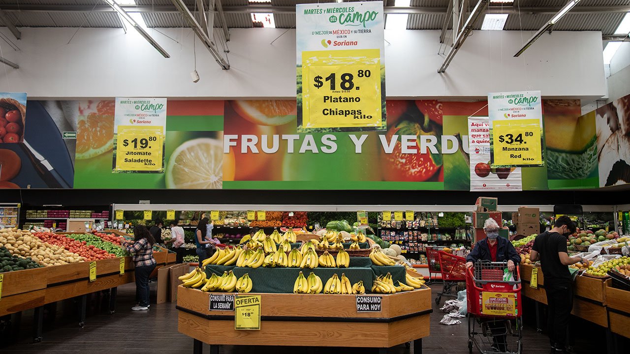 Tomatoes and other fresh produce on display at a Mexican market, where fruit and vegetable prices helped lift inflation to 3.42% in early September