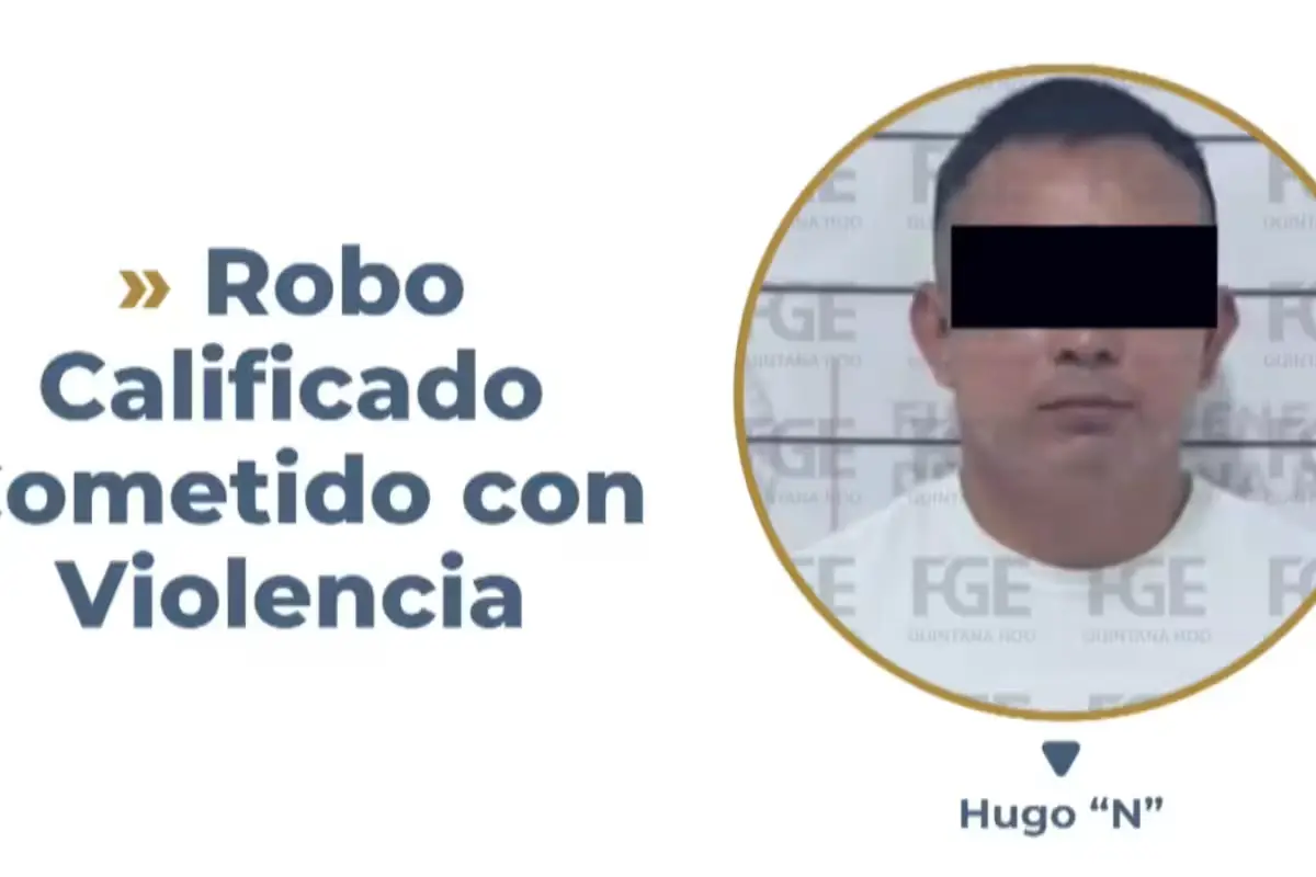 Police officers in Cancún detain a suspect wanted in connection with a string of violent robberies at convenience stores and other businesses