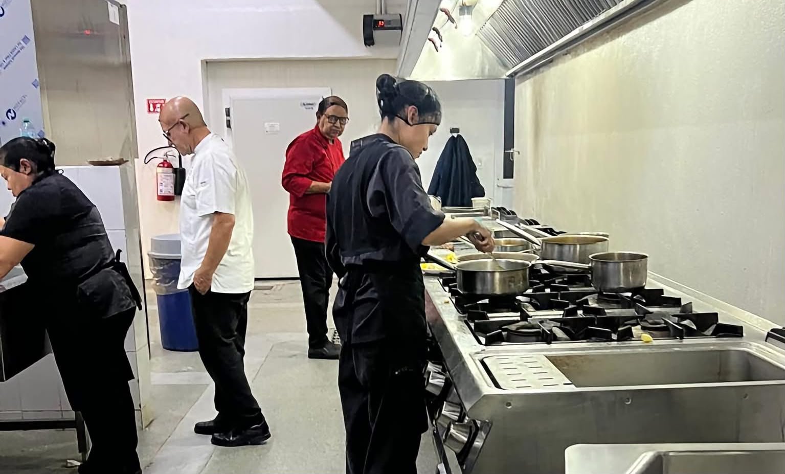 Hotel and restaurant operators in Cancun are implementing cost measures to avoid mass layoffs during the tourism low season