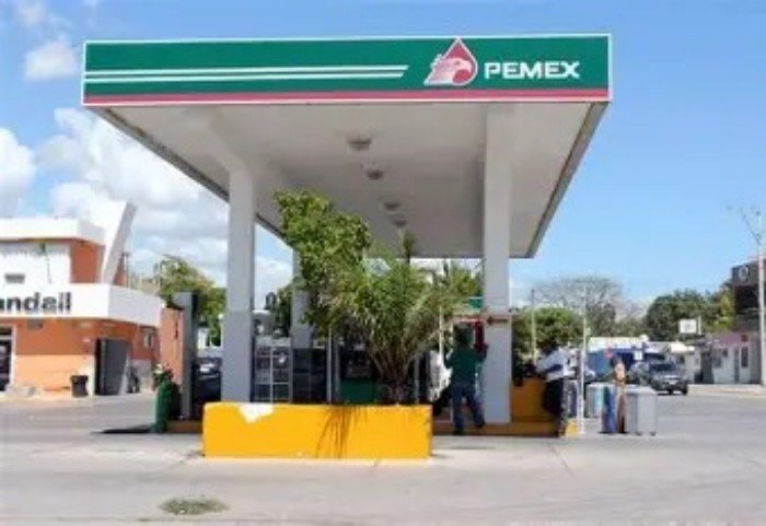 Georgina Marzuca Fuentes, president of the Chetumal Citizens' Council, who warned that a federal cashless fuel payment mandate would be unworkable in rural Quintana Roo