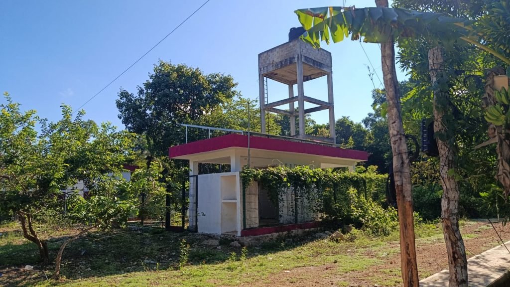 Rural community in southern Lázaro Cárdenas, Quintana Roo, where residents say they lack electricity and drinking water service
