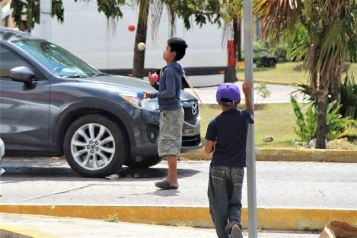 Benito Juarez DIF officials conduct child labor prevention activities in Cancun
