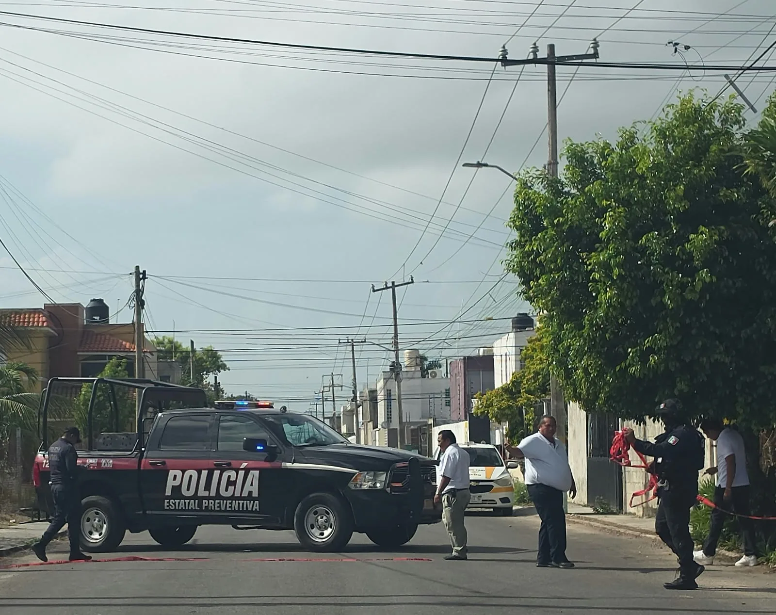 Rows of motorcycles parked on a street in Quintana Roo, where two-wheeled vehicles made up 77% of all thefts reported in the first eight months of 2026