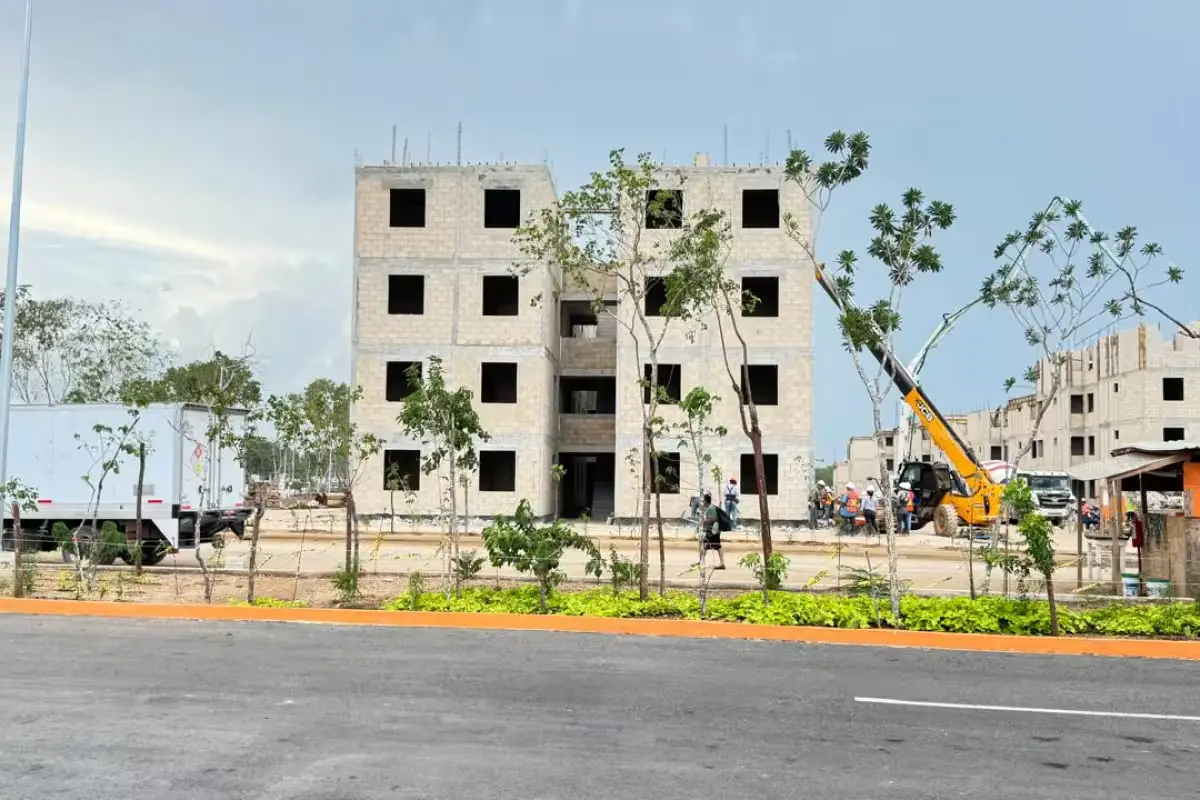 Apartment buildings under construction in Playa del Carmen, Quintana Roo, where housing prices reach up to 4 million pesos