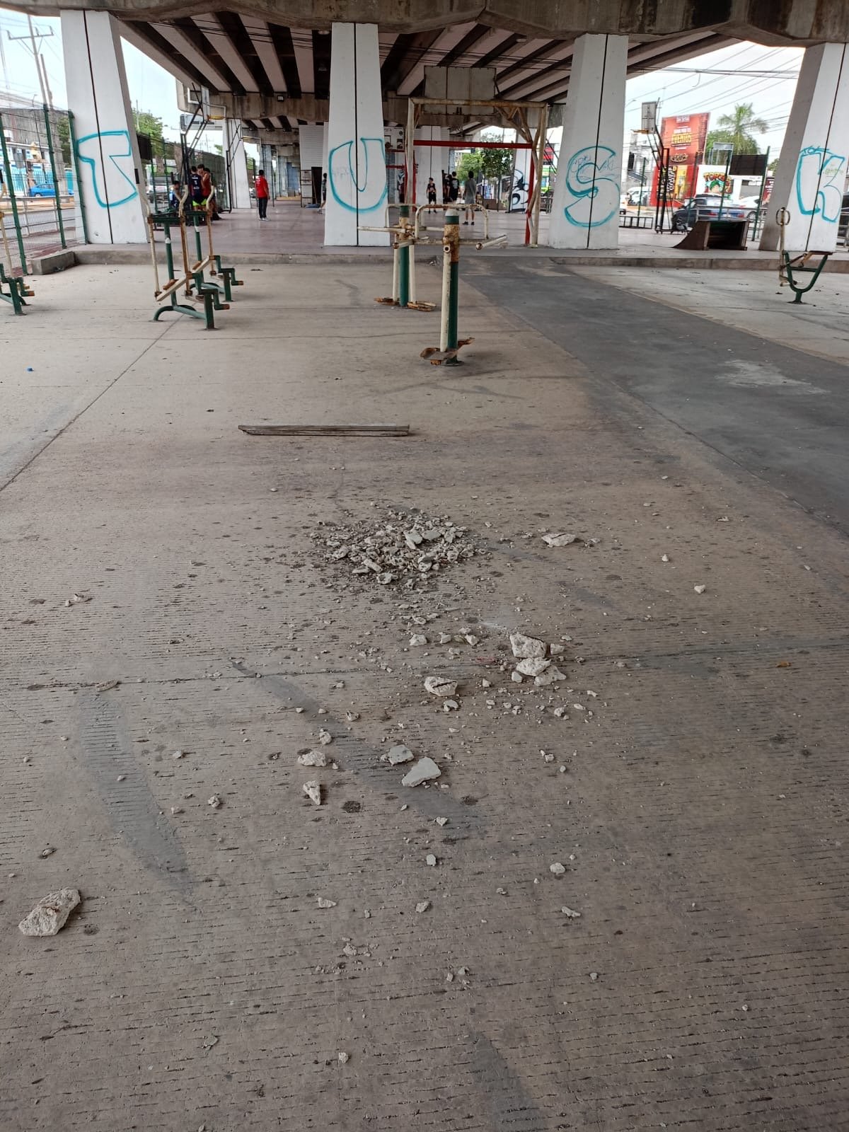 Concrete deterioration on the underside of an overpass in Playa del Carmen, Quintana Roo.