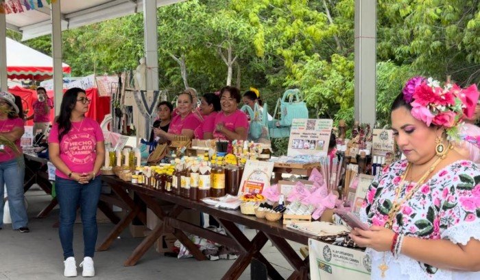 Officials in Playa del Carmen announce nine events expected to generate 17 million pesos for local businesses.