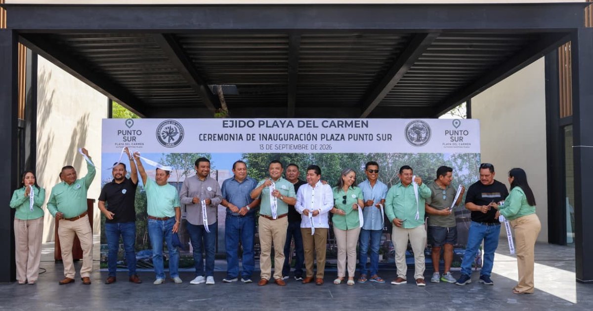 Officials and community members gather for the inauguration of Plaza Punto Sur in Playa del Carmen, Quintana Roo