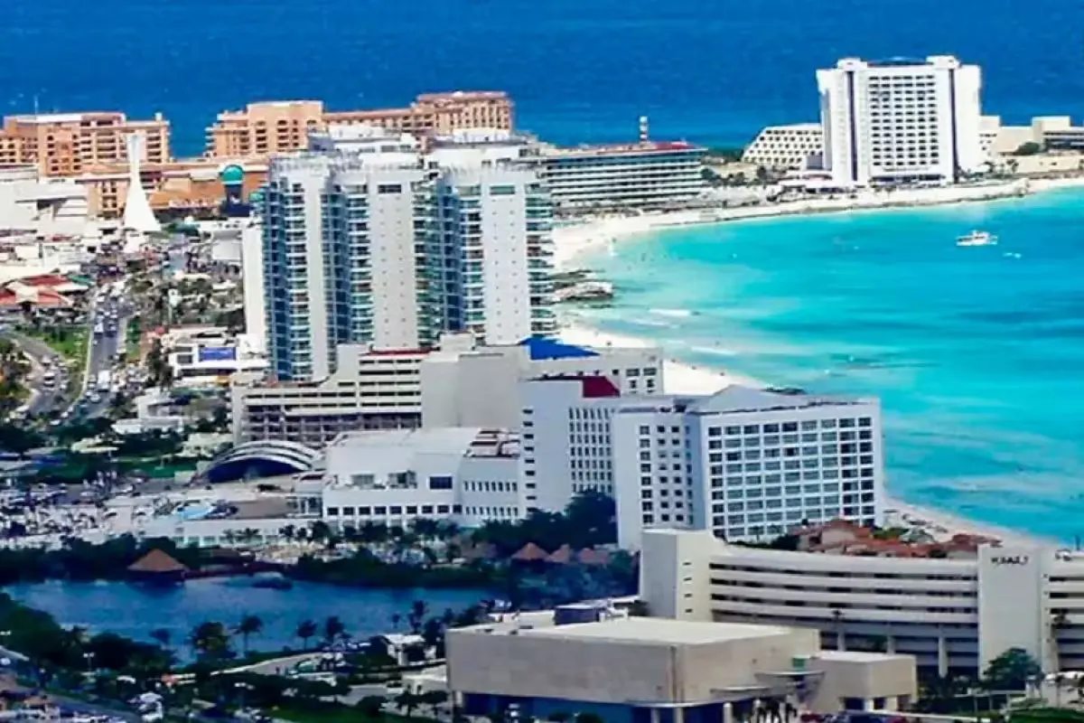 Beach scene in Quintana Roo, which saw fewer visitors this summer.