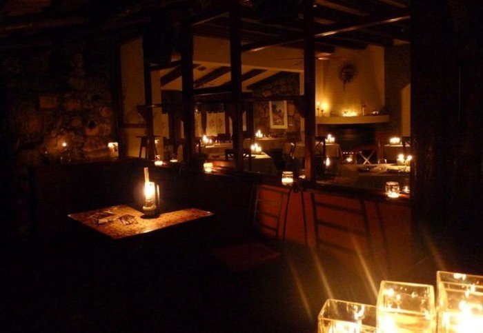 Interior of a restaurant in Chetumal affected by recent power outages