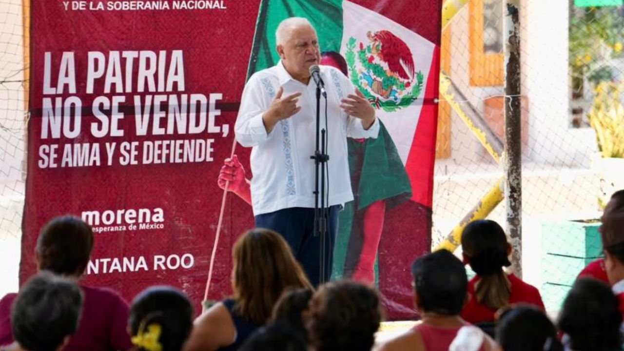 Magistrates of the Quintana Roo Electoral Tribunal seated during a public session in Chetumal
