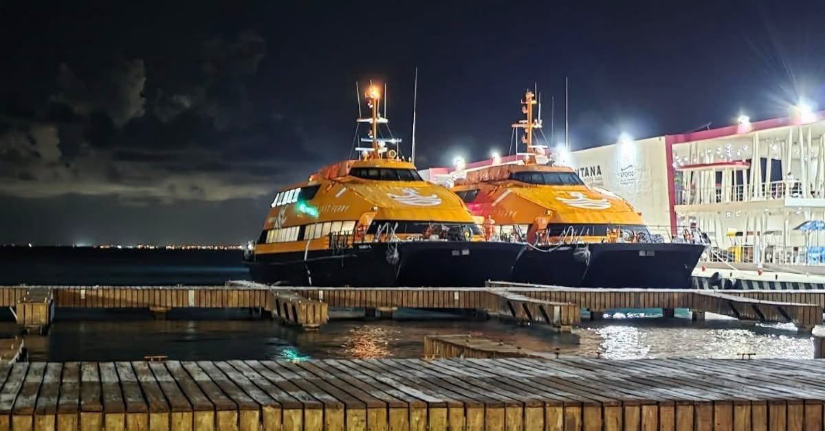 Winjet Ferries at Cozumel Muelle