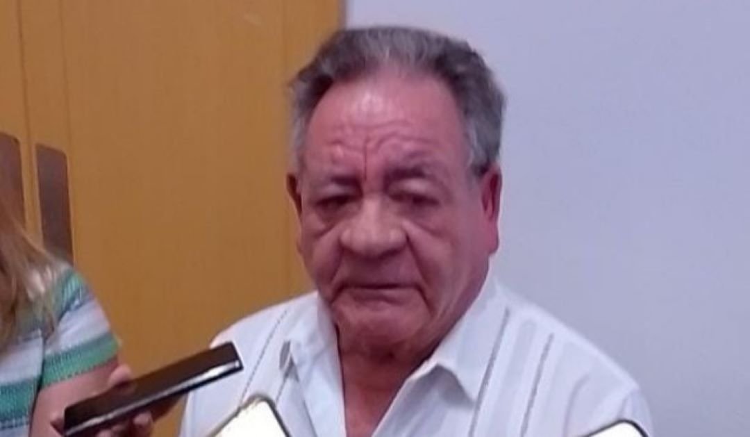 Abelardo Vara Rivera, honorary president of the Cancún Hotel Association and head of Grupo Cancún, during an interview about the city's tourism slump
