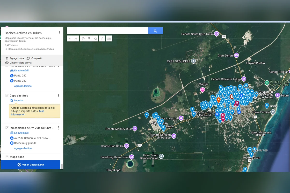 A screenshot of a Google Maps page titled Baches Activos en Tulum showing a satellite map of Tulum with many blue location pins clustered along roads and a sidebar listing map layers and points.