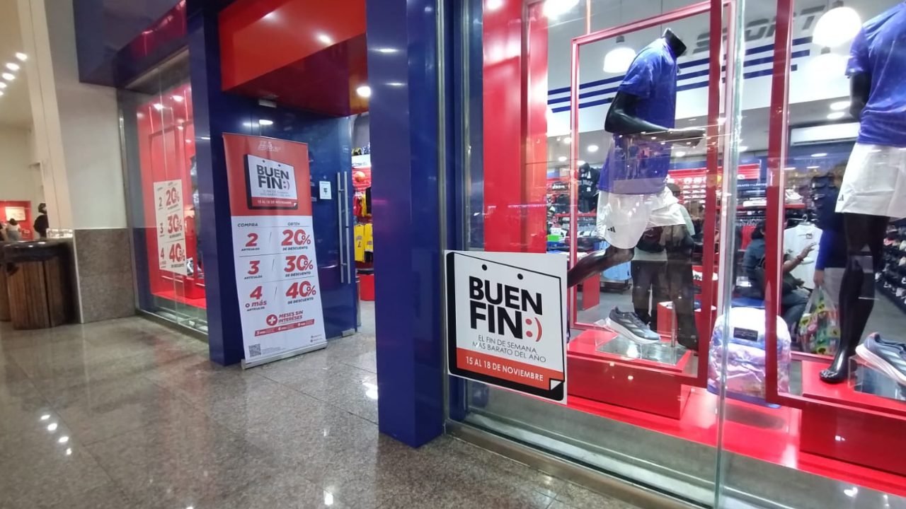 hopes for good buen fin shopping in playa del carmen