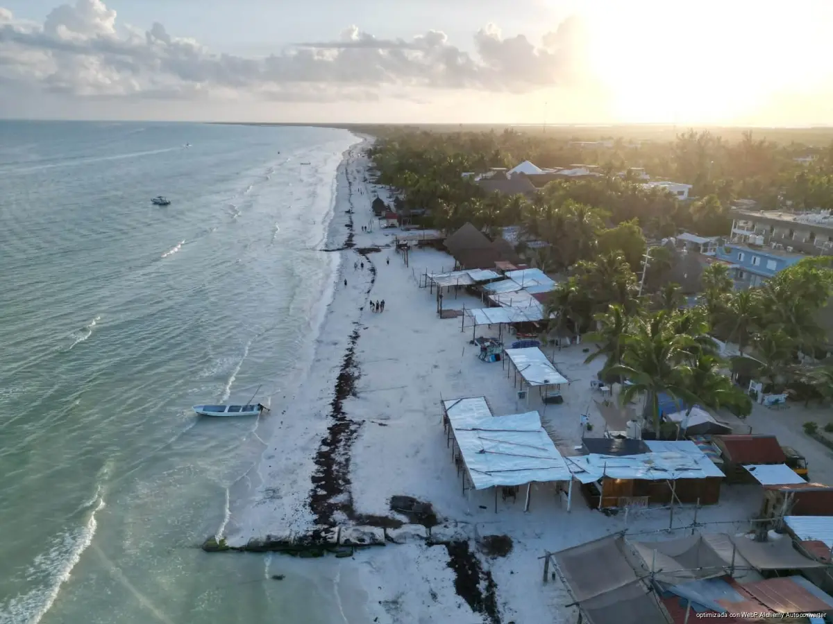 View of the island of Holbox in Quintana Roo, whose tourism revenue helps fund municipal services in Lázaro Cárdenas