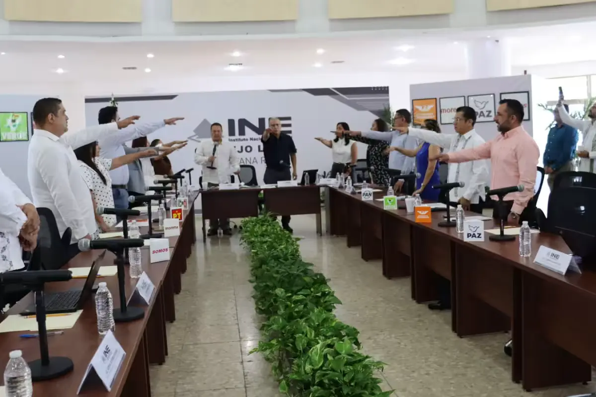 Officials of the INE local council in Quintana Roo during the installation session opening the 2026-2027 federal electoral process