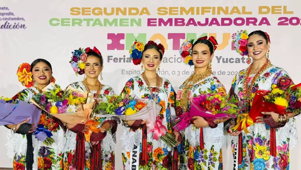 Five young women selected as finalists from eastern Yucatán stand together at the second semifinal of the Xmatkuil Fair ambassador contest in Espita